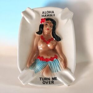 ALOHA HAWAII MCM Hawaiian Themed Ceramic Ashtray TURN ME OVER Tiki Hulu Girl 50s